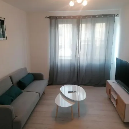 Guest house Sweet Avec Wifi Et Parking Clermont-Ferrand